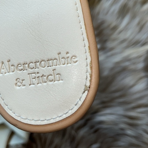 Abercrombie & Fitch Cross Strap Slides - Picture 7 of 9